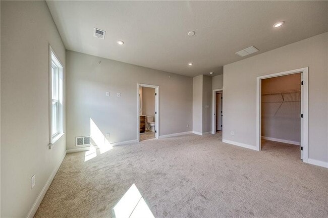 Building Photo - 315 Telluride Ln