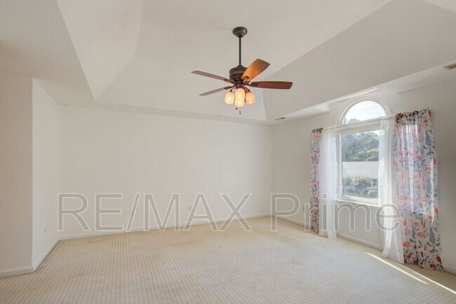Building Photo - 427 Las Gaviotas Blvd