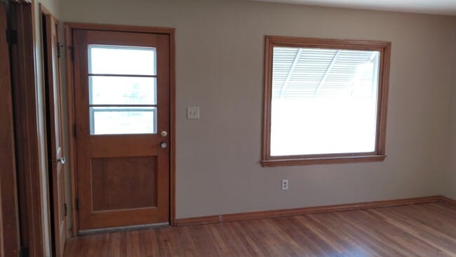 Building Photo - 907 N Grant St