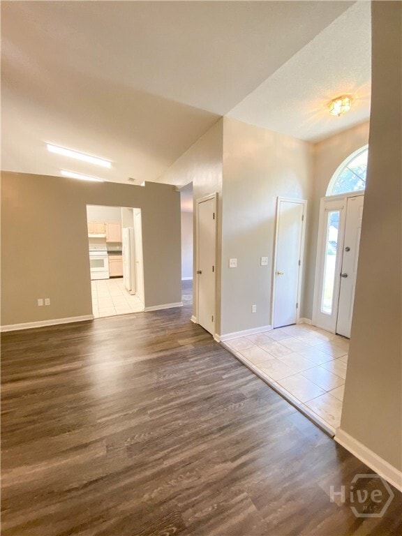 Building Photo - 42 Cutler Dr