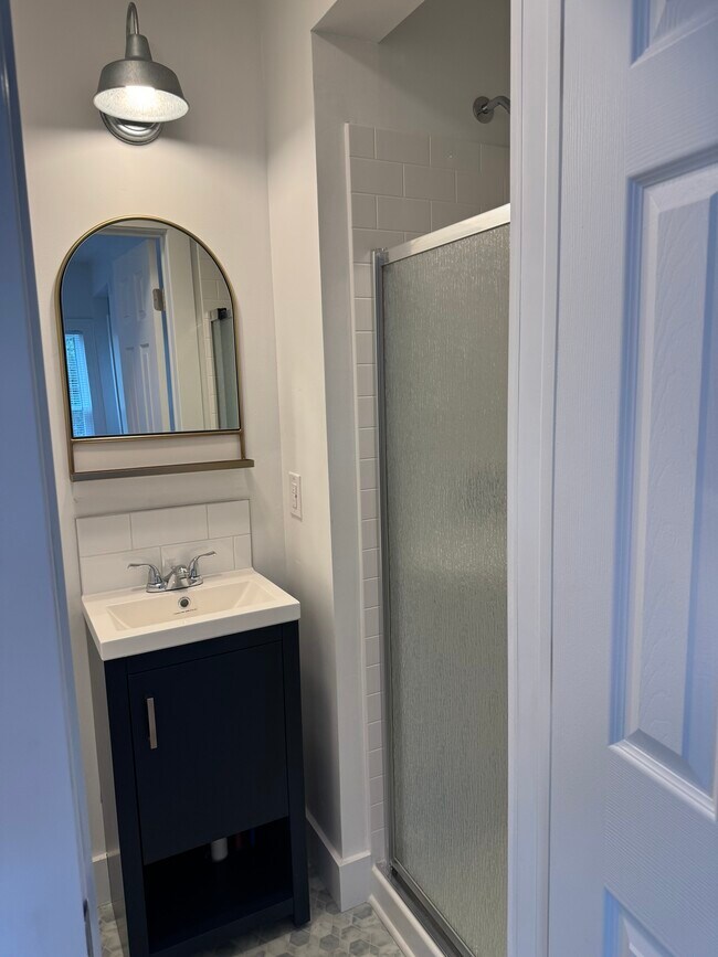 Building Photo - 71 Murray St