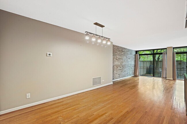 Building Photo - 1285 Delaware Ave SW