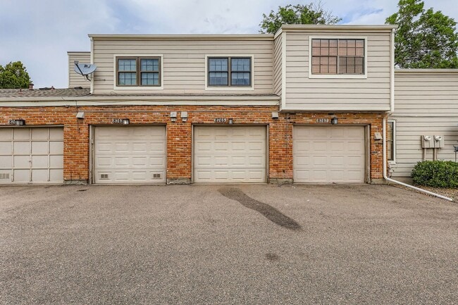 Building Photo - Stunning 3/2.5 home in Arvada!