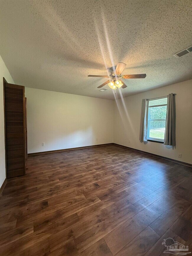 Building Photo - 6200 Jays Way