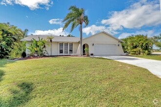 Building Photo - 4800 SW 12th Pl