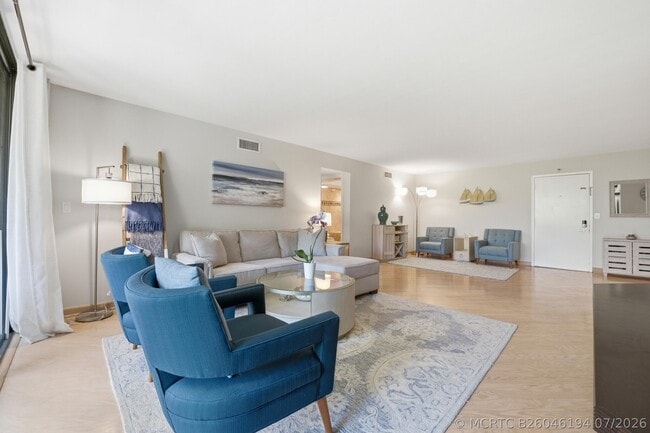 Building Photo - 3200 S Ocean Blvd