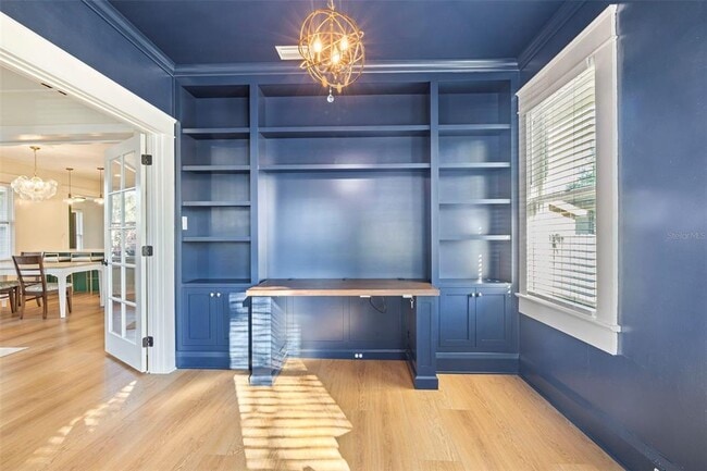 Building Photo - 5709 N Suwanee Ave