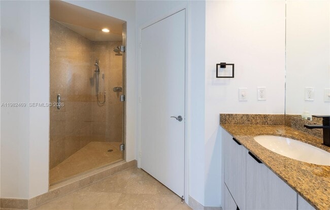 Building Photo - 400 Alton Rd