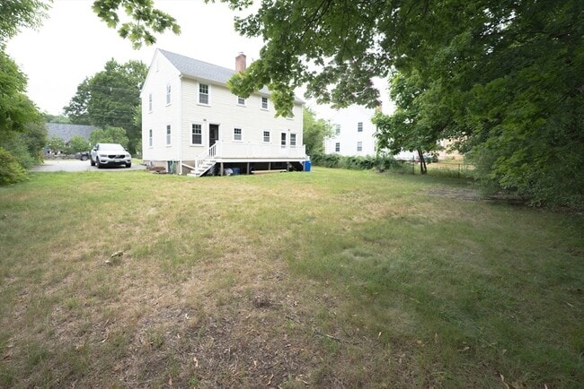 Building Photo - 991 Massachusetts Ave
