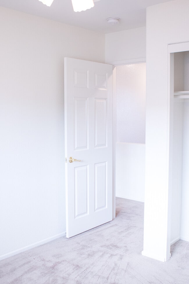 Building Photo - 1953 Marie Ave