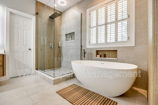 Building Photo - 1126 Blowing Rock Cove