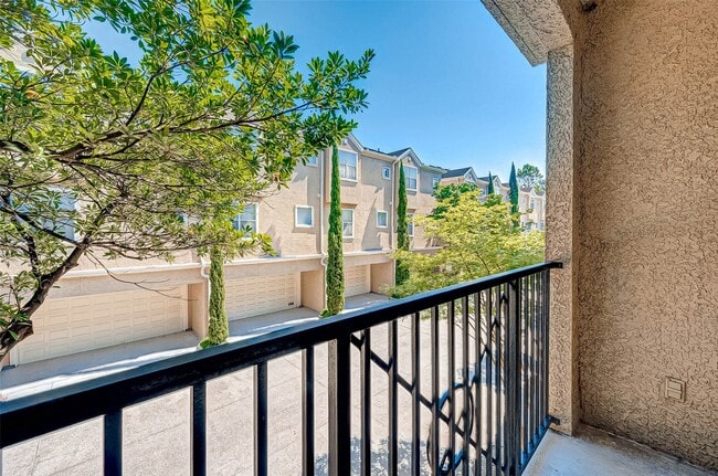 Building Photo - 12707 Boheme Dr