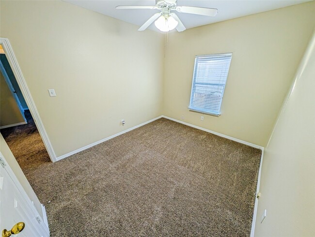 Building Photo - 21335 Sweet Grass Ln