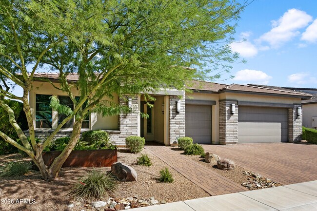 Building Photo - 4428 E Roy Rogers Rd