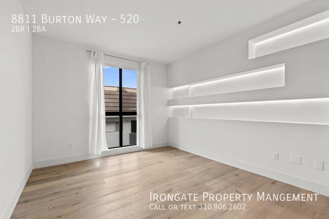 Building Photo - 8811 Burton Way