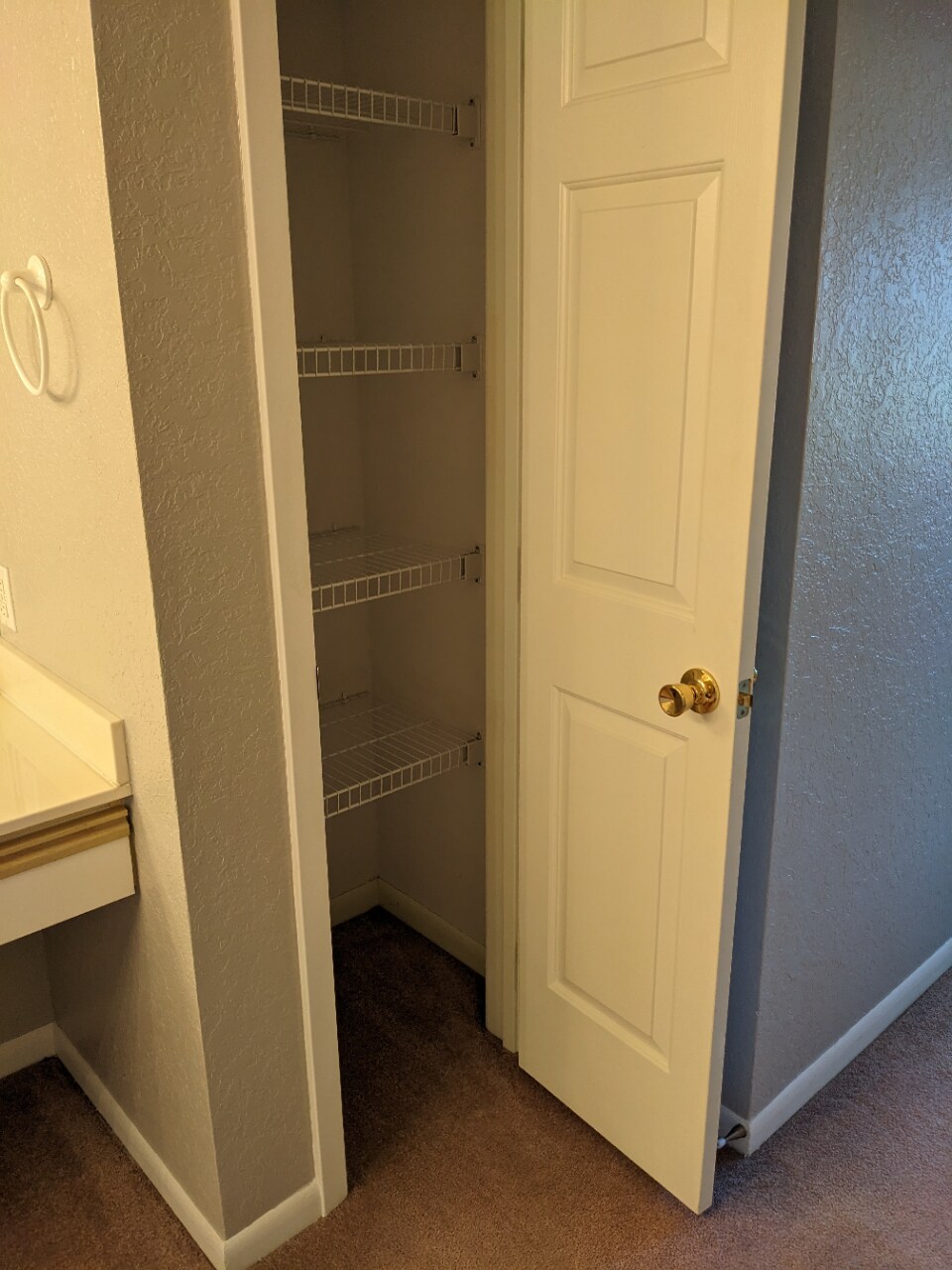 Building Photo - 180 W Rockford Dr