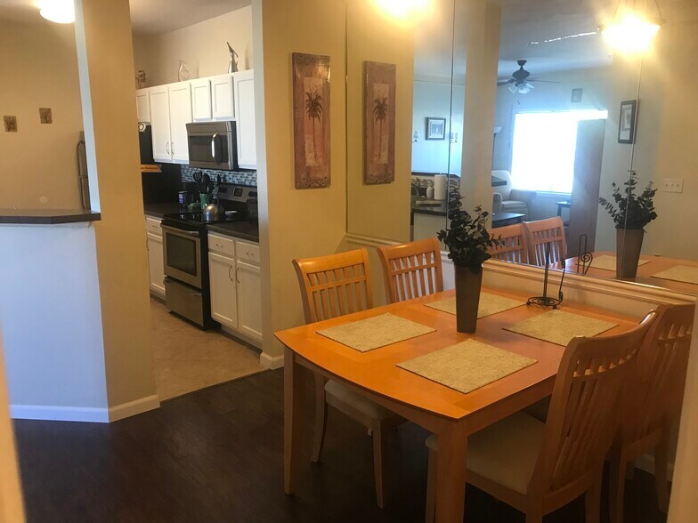 Building Photo - 4802 51st St W