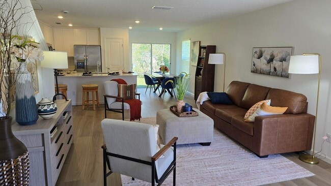 Building Photo - 6821 Lake Mist Ln