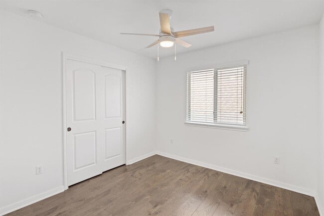 Building Photo - 10906 Bruneau Trail