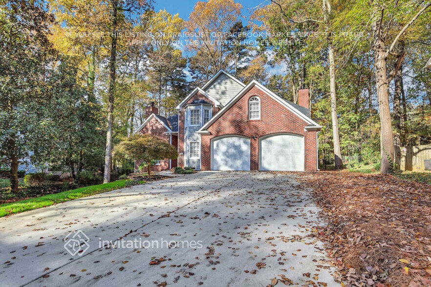 Building Photo - 560 Laurel Wood Ct