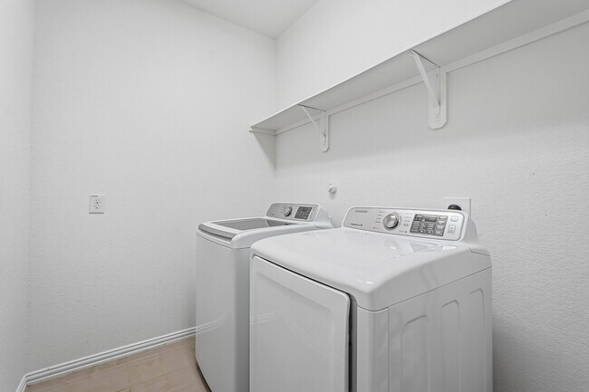 Building Photo - 4703 Goldeneye Dr