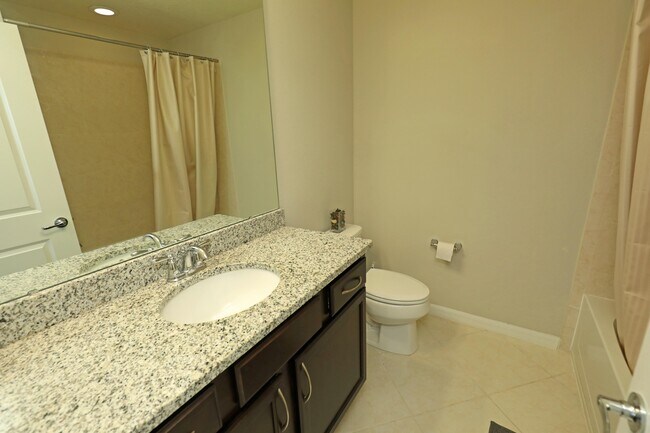 Building Photo - 5151 Caspian St