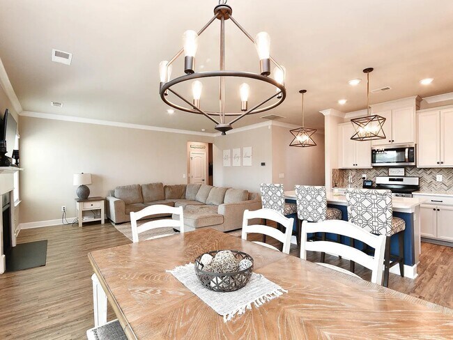 Building Photo - 30 Winged Bourne Ct
