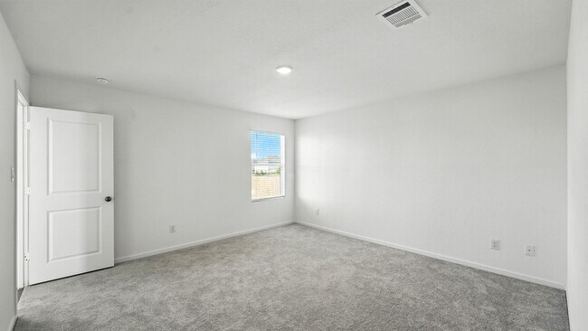 Building Photo - 764 Horsetail Ln