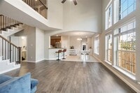 Building Photo - 1577 Joy Dr