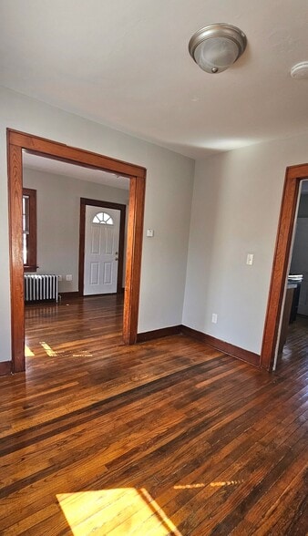 Building Photo - 235 Foxon Rd