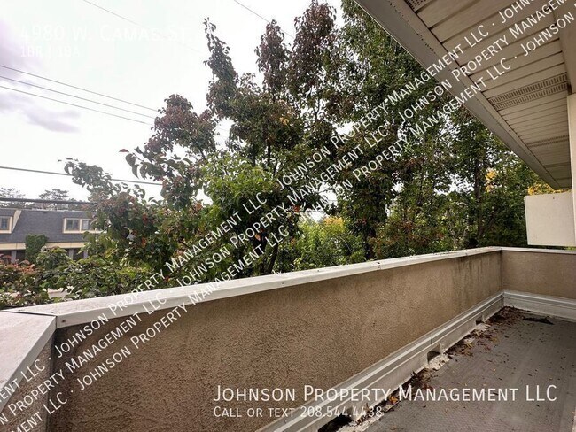 Building Photo - 4980 W Camas St