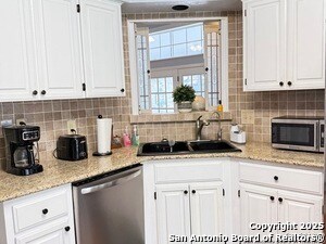 Building Photo - 4534 Black Oak Woods