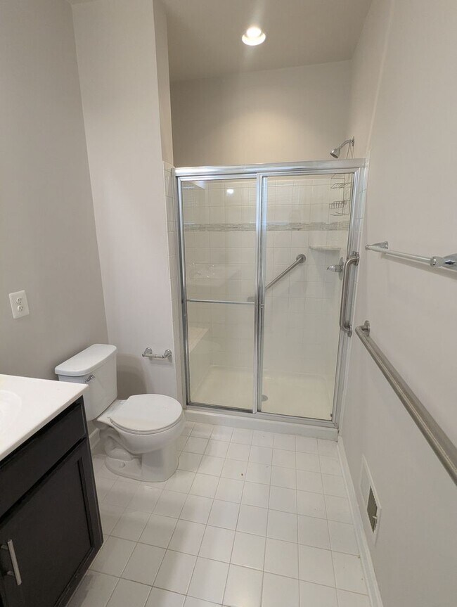 Building Photo - 1129 Lawler Dr