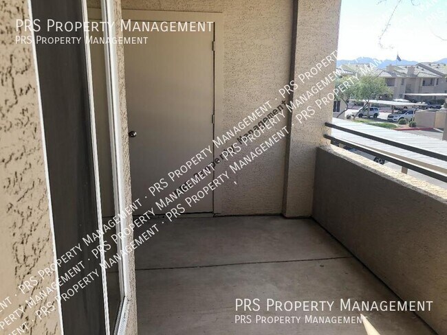 Building Photo - 16013 S Desert Foothills Pkwy