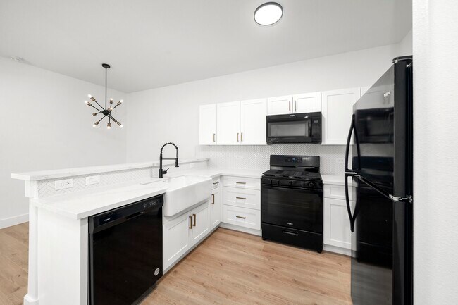 Building Photo - 7205 Tippett St