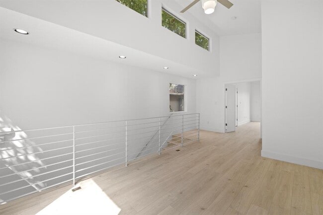 Building Photo - 1406 S 3rd St