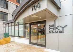 Building Photo - 700 1st St