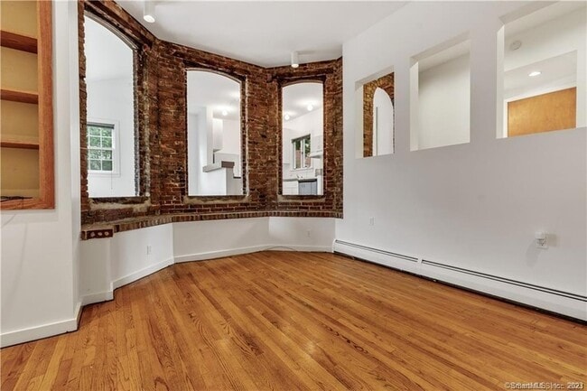 Building Photo - 239 Bradley St