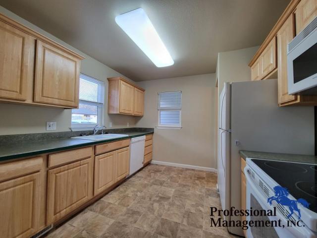 Building Photo - 4 bedroom in Billings MT 59102