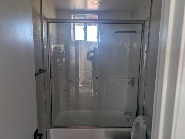 Building Photo - 7160 N 53rd Ave