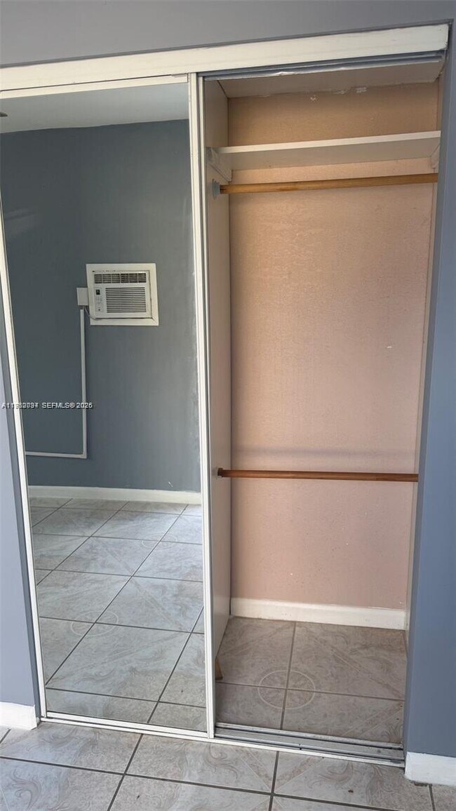 Building Photo - 17200 NW 51st Pl