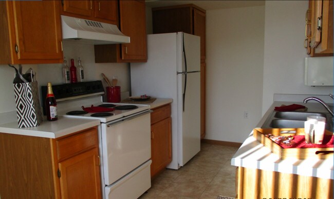 Primary Photo - SummerField Place