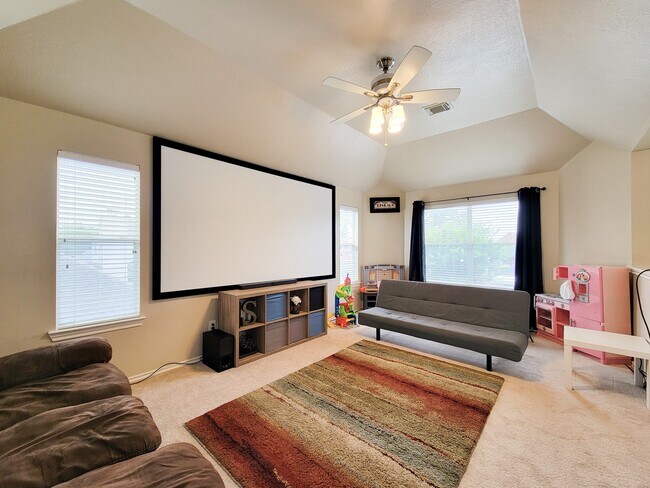 Building Photo - 17615 Forest Haven Trail