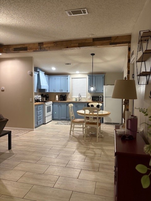 Building Photo - 16652 Rialto Dr