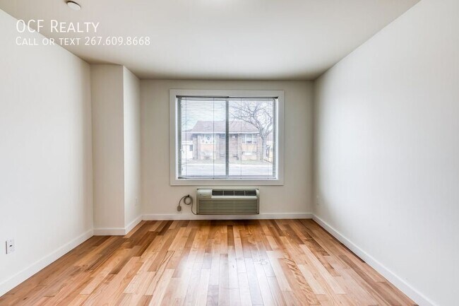 Building Photo - 4122 Haverford Ave