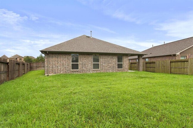 Building Photo - 9735 Stratton Ridge Dr