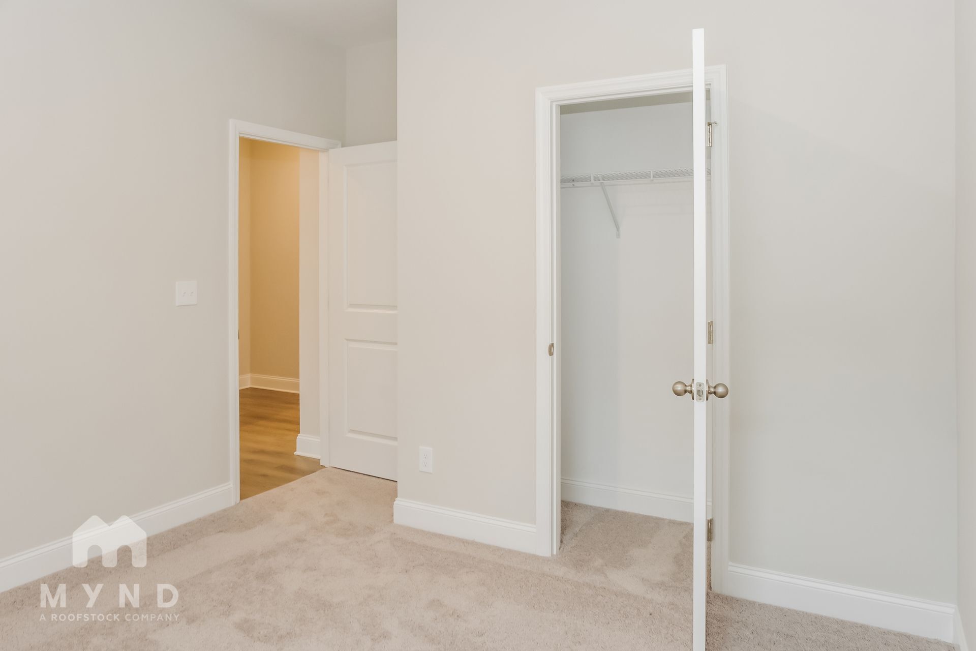 Building Photo - 219 Pine Is Ave