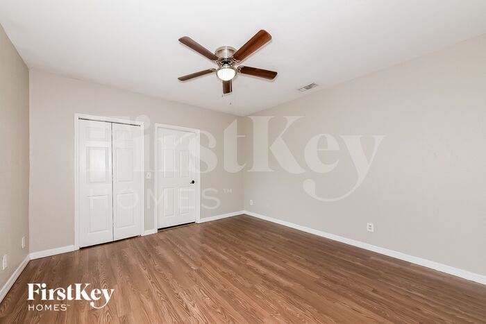 Building Photo - 2621 Atwater Dr
