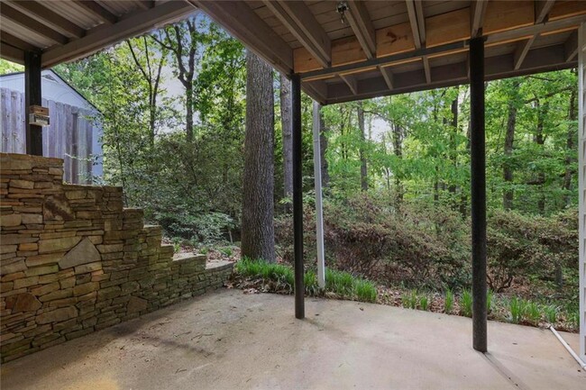 Building Photo - 3658 Chestnut Ridge Ct