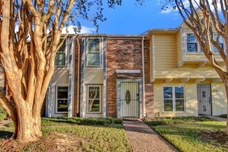 Building Photo - 6539 Wanda Ln